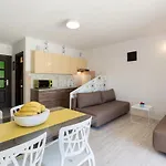 & Laganini Vendégház Zaton