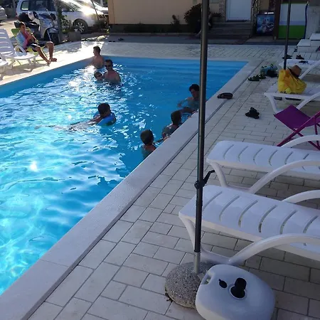 Gasthuis Apartments&rooms Laganini Zaton (Zadar)