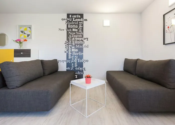 Gæstehus & Laganini 3*